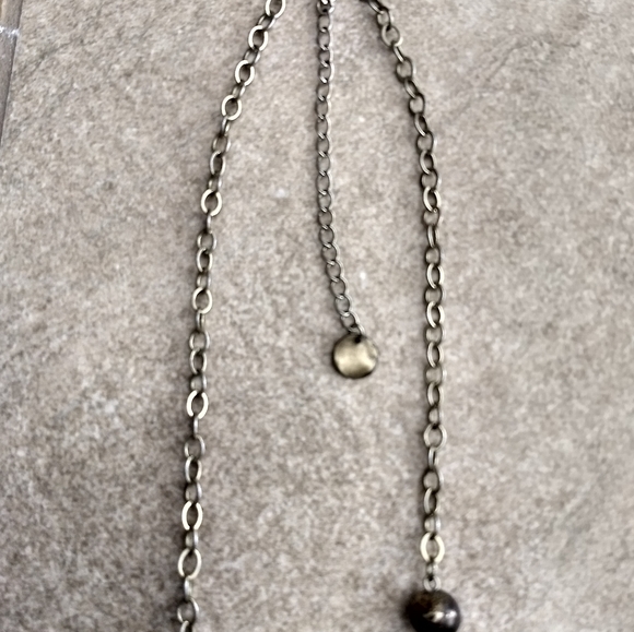 Antique Look Gold Tone Ball/Disc Necklace - Picture 6 of 6